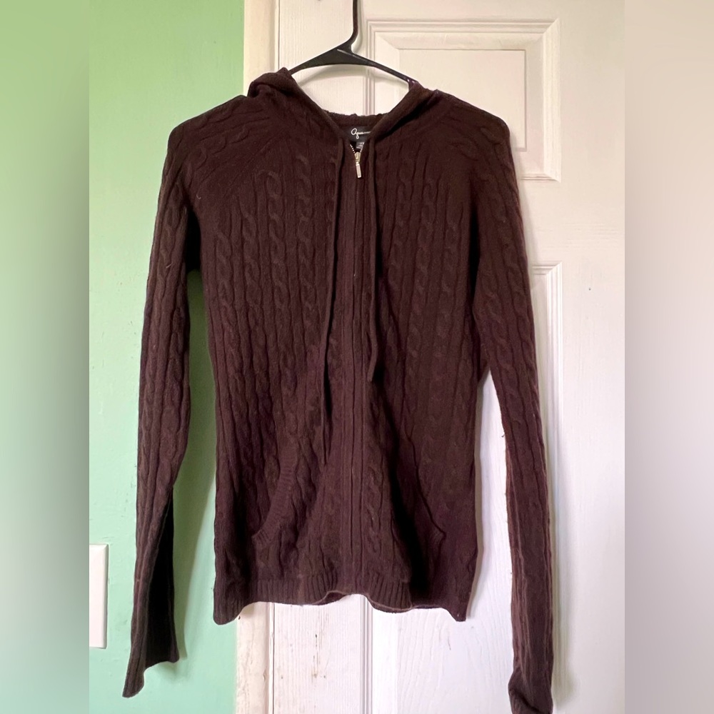 Brown sweater